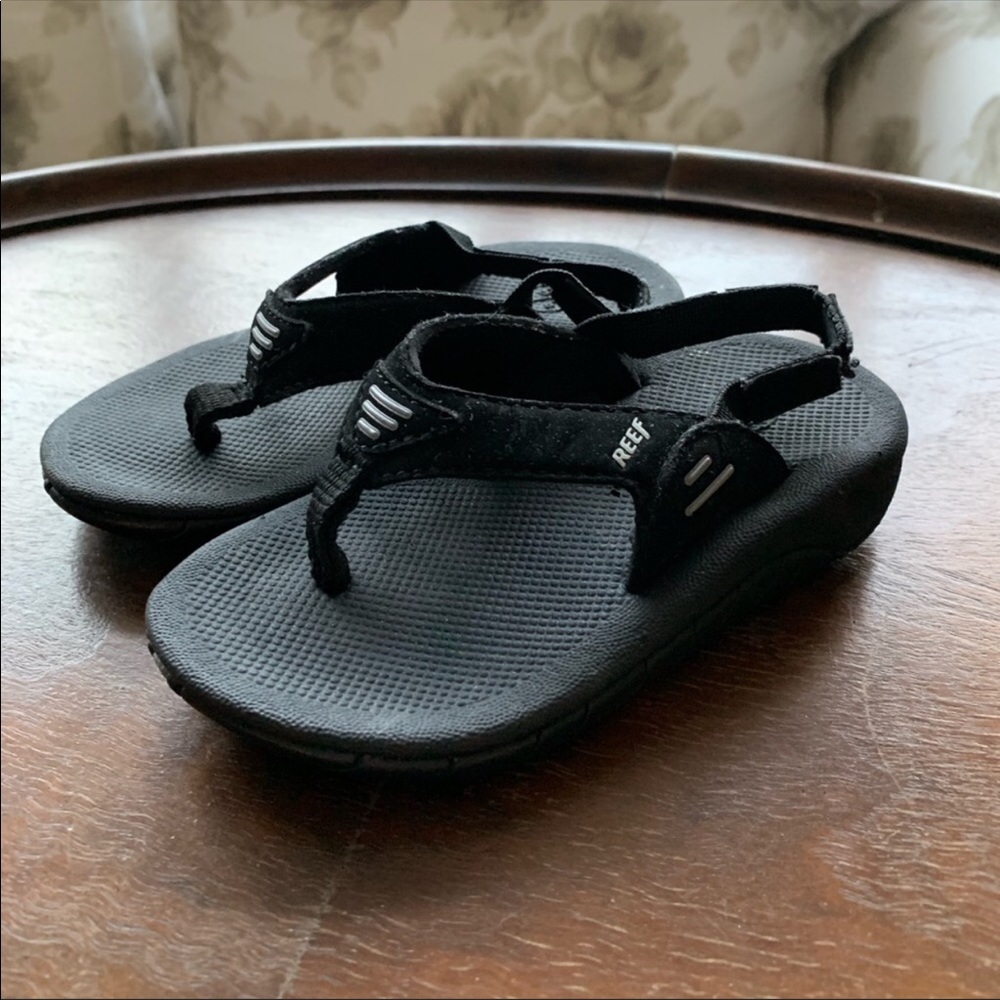 Reef | Toddler flip flop sandals size 6